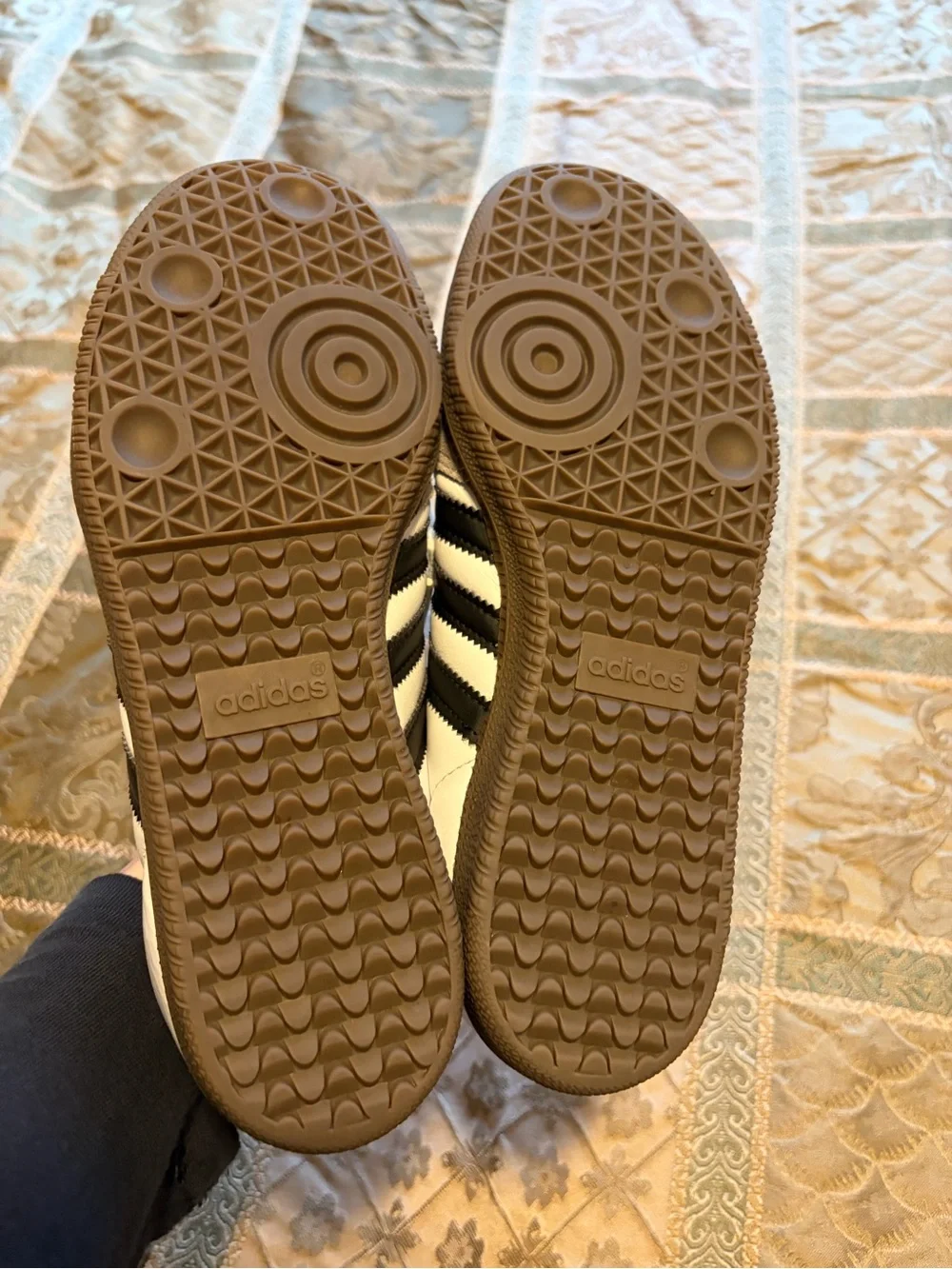 adidas iconic samba